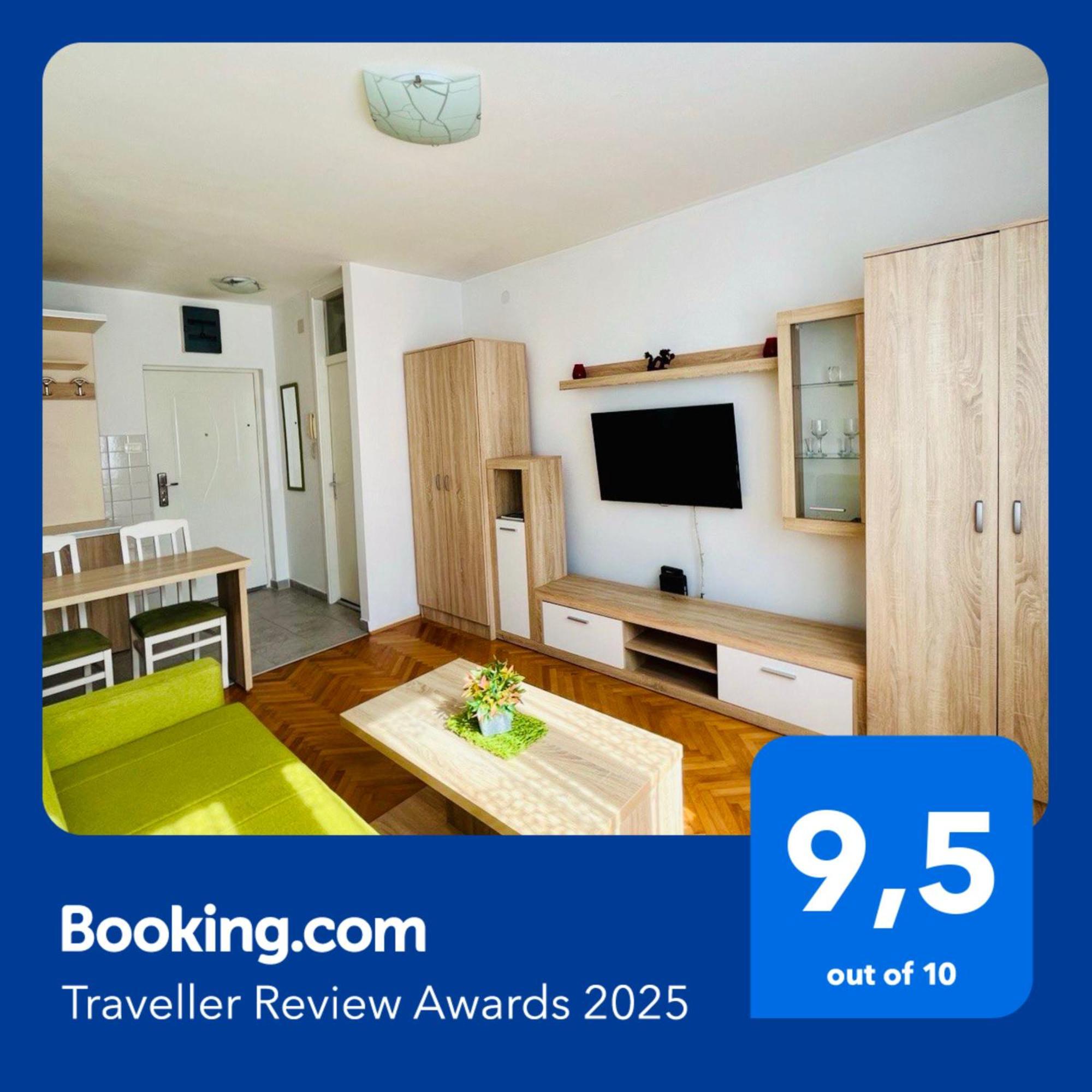 Studio Apartment Welcome Бар Экстерьер фото